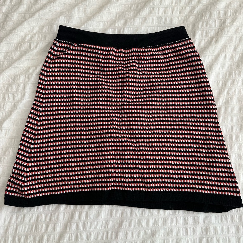 Zara Red and Navy A-Line Knit Mini Skirt